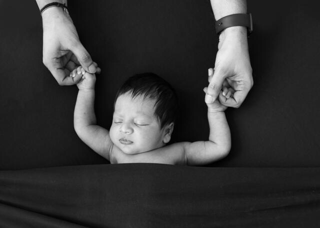 Newborn photograph 17