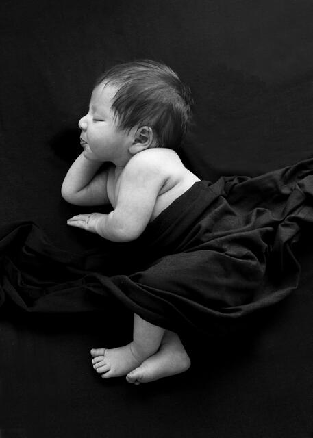 Newborn photograph 21