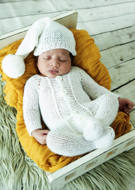 Newborn photograph 27
